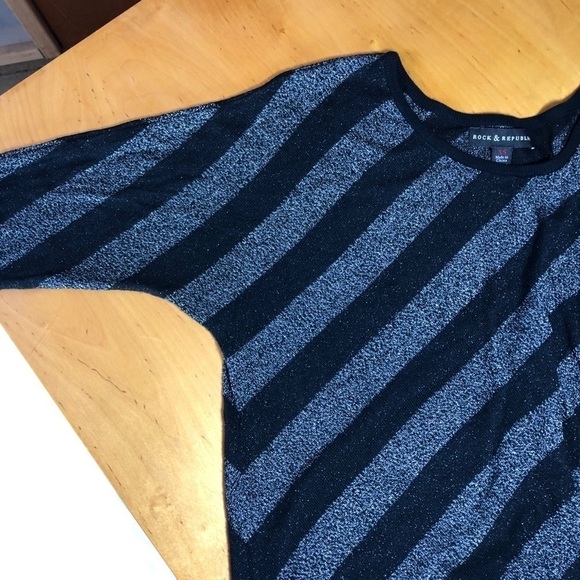 Rock & Republic sheer metallic striped tunic XS - Picture 6 of 6